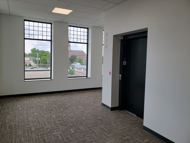 Elevator Lobby - 808 Superior Ave