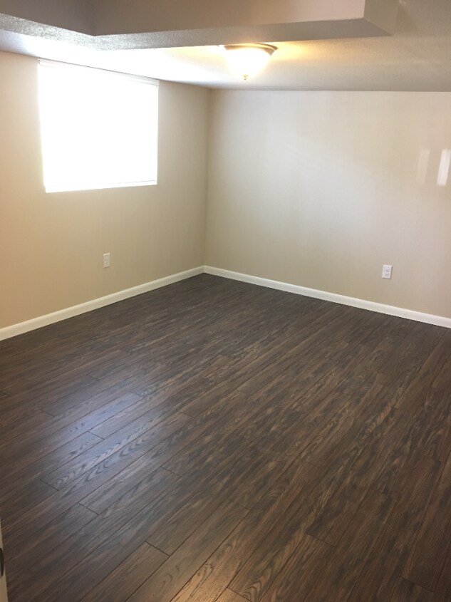 Foto del edificio - Spacious 1BR/1BA plus HUGE office/den!