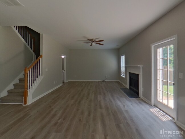Building Photo - 138 Crescent Woode Way Dallas GA