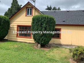 Building Photo - 820 Filbert Ave