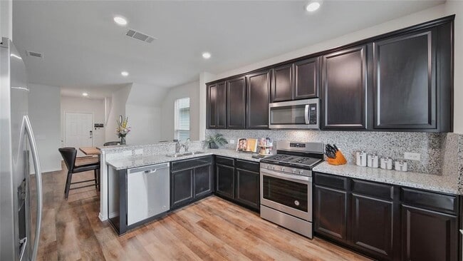 Building Photo - 5919 Waggoner Ranch Trail