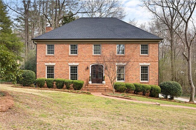 Foto del edificio - 2270 Emerald Dr