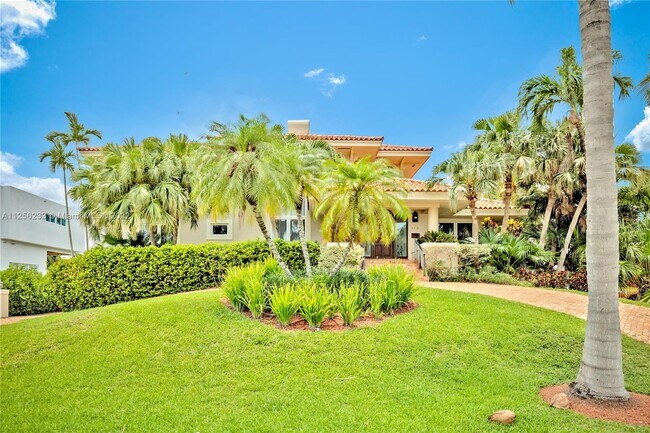 Foto del edificio - 6850 Sunrise Terrace