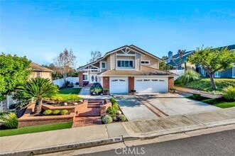 Building Photo - 7246 E La Cumbre Dr