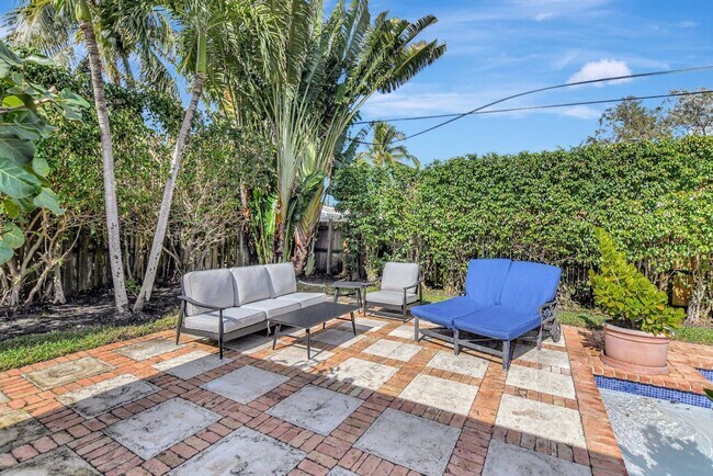 Foto del edificio - 801 SW 5th St