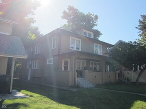 Building Photo - 3211 N Park Ave