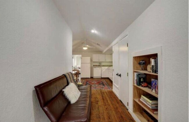 Foto del edificio - 1214 Hopkins St