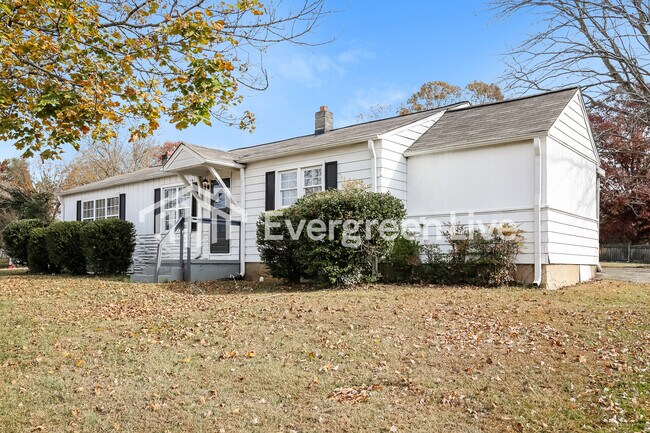 Foto del edificio - 4207 Garden St