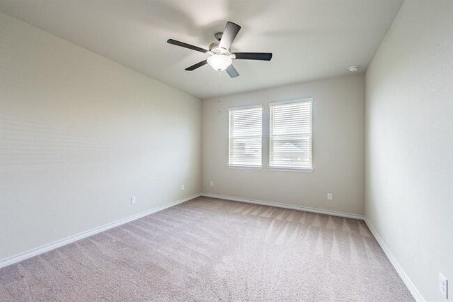 Building Photo - 1325 Eagle Ray St