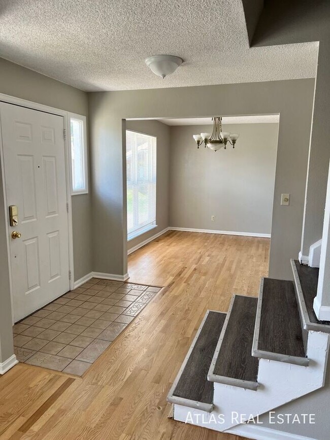 Foto del edificio - 5361 S Truckee Ct