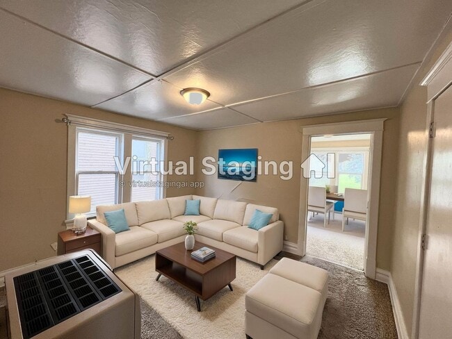 Building Photo - AVAILABLE JUNE - Upper 2 Bed 1 Bath in Billings Park Superior