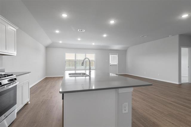 Building Photo - 2013 Rolling Rdg Dr