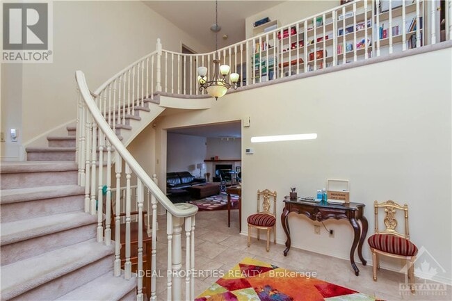 Photo du bâtiment - 39 Huntings End Ave