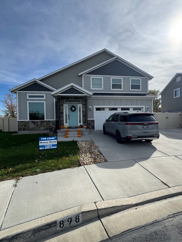 Foto principal - Beautiful Lehi home for rent!