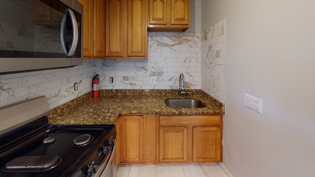 Foto del edificio - 79 Wildwood St