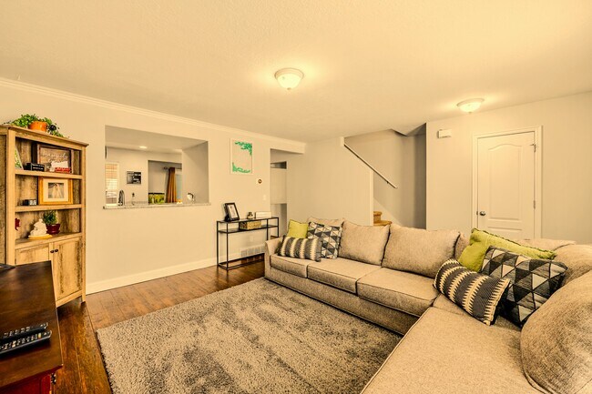 Photo - 4721 S Falkirk Dr House