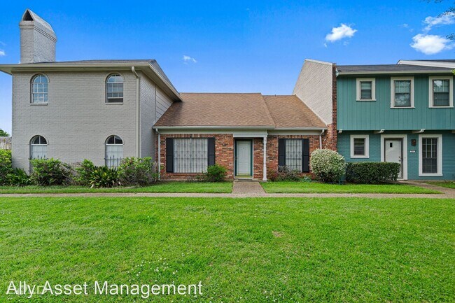 Foto del edificio - 3 br, 2 bath House - 203 Stratmore
