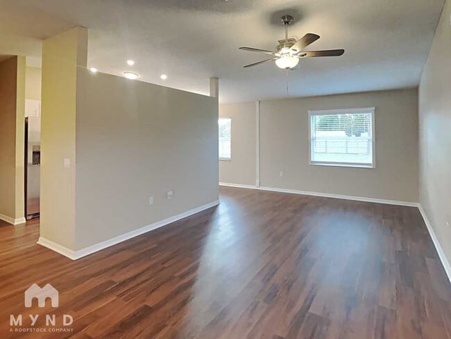 Building Photo - 3291 Rocky Ave