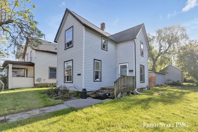 Foto del edificio - Comfort, Convenience & Community in Lansing