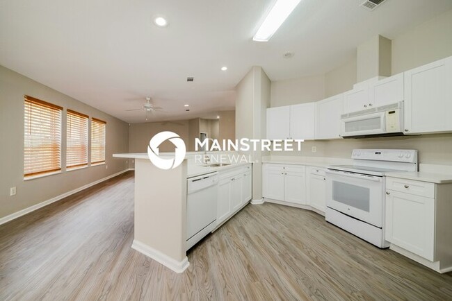 Building Photo - 2516 Jeannin Dr