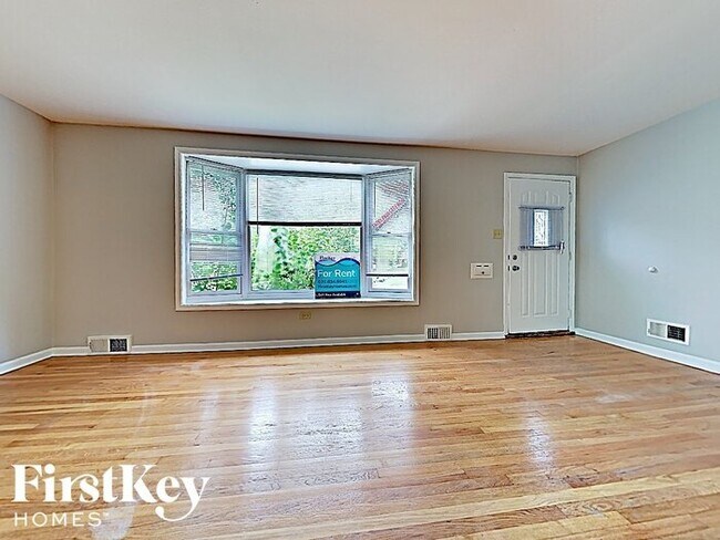 Foto del edificio - 21320 Butterfield Pkwy