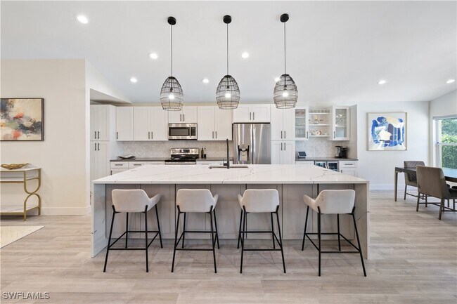 Foto del edificio - 6481 Autumn Woods Blvd