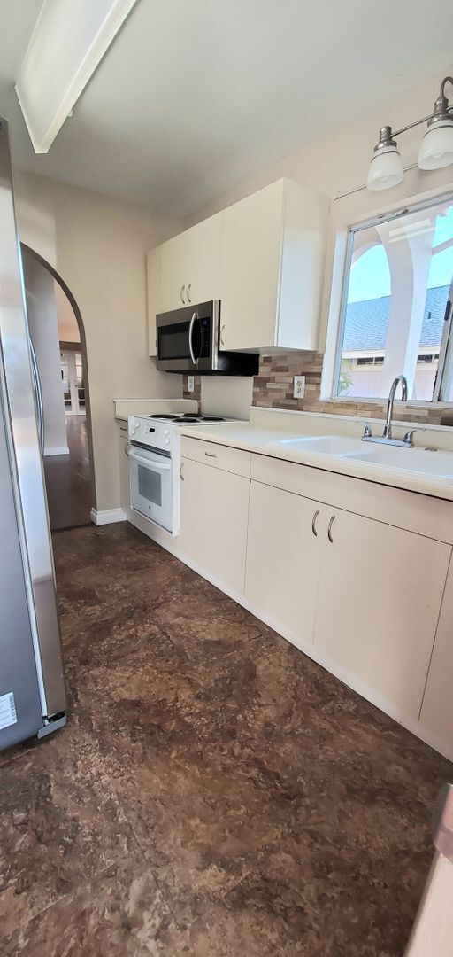Foto del edificio - Single level, renovated Royal Kunia Home