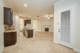 Building Photo - 27330 Aspen Falls Ln