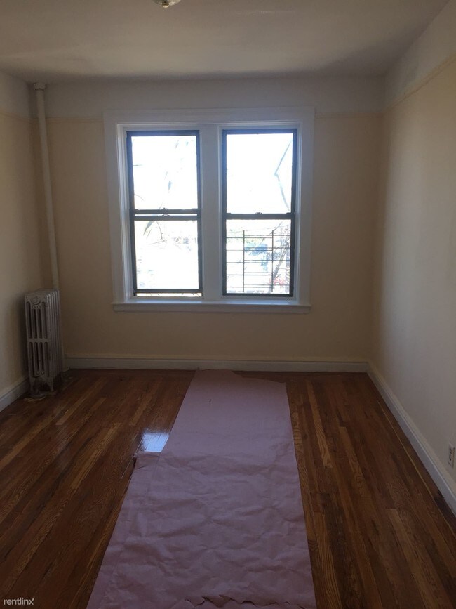 Building Photo - 1 br, 1 bath  - Popham Ave and 176th st
