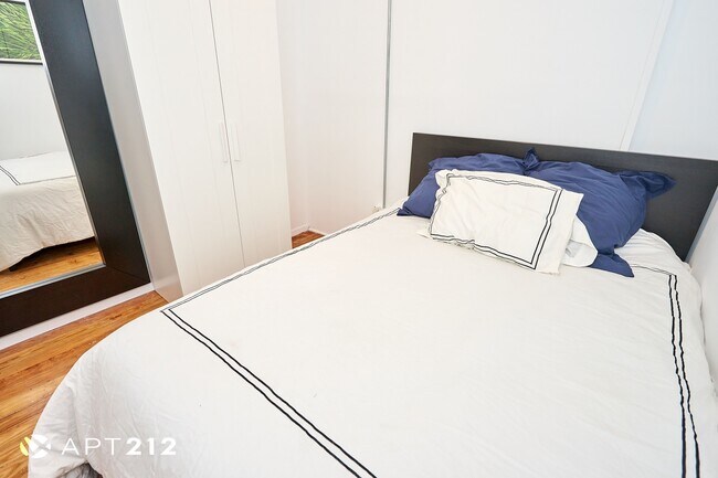 Foto del edificio - 444 Broome St