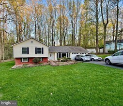 Building Photo - 12220 Tall Pines Ct