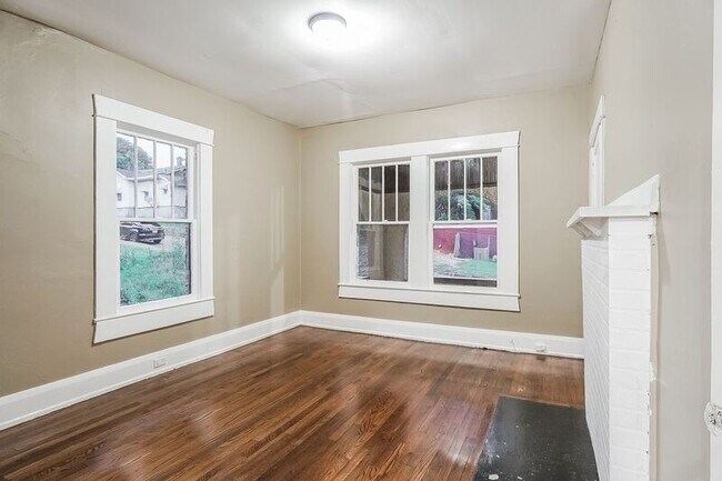 Building Photo - 3012 Anniston Ave