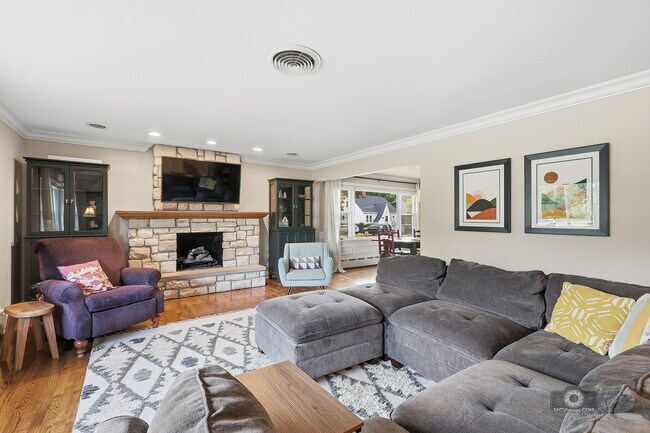 Foto del edificio - 6456 W 175th ST