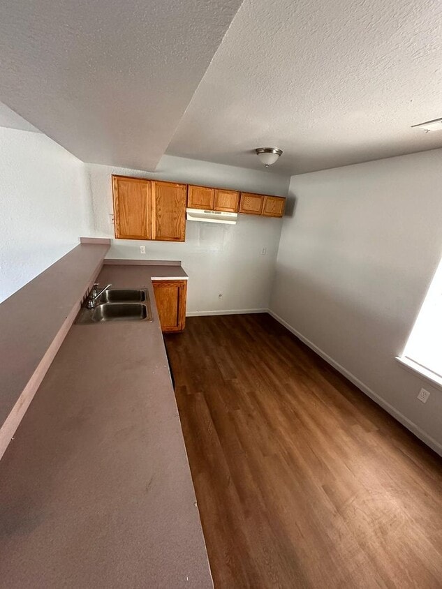 Foto principal - 7037 Indiana Ave