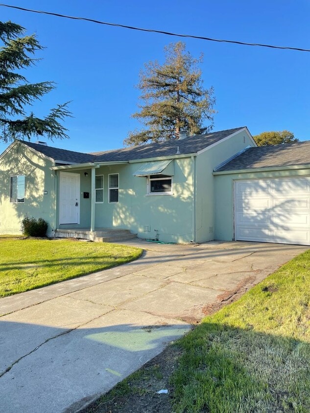 Coming Soon 2 Bedroom 1 Bath House - Coming Soon 2 Bedroom 1 Bath House