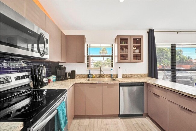 Photo - 1704 Rodman St House