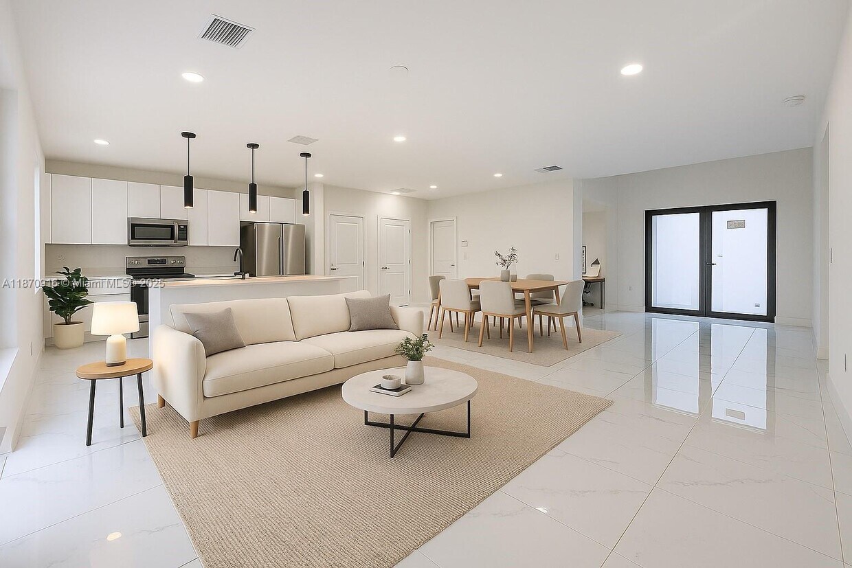 Foto principal - 3304 67th St W