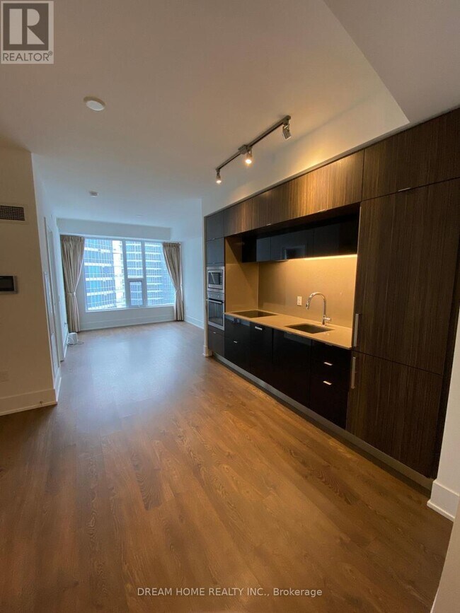 Photo du bâtiment - 10 York St