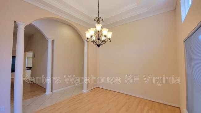 Building Photo - 605 Waters Rd