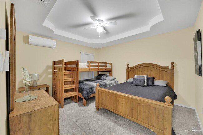 Foto del edificio - 4412 Pelican Ave