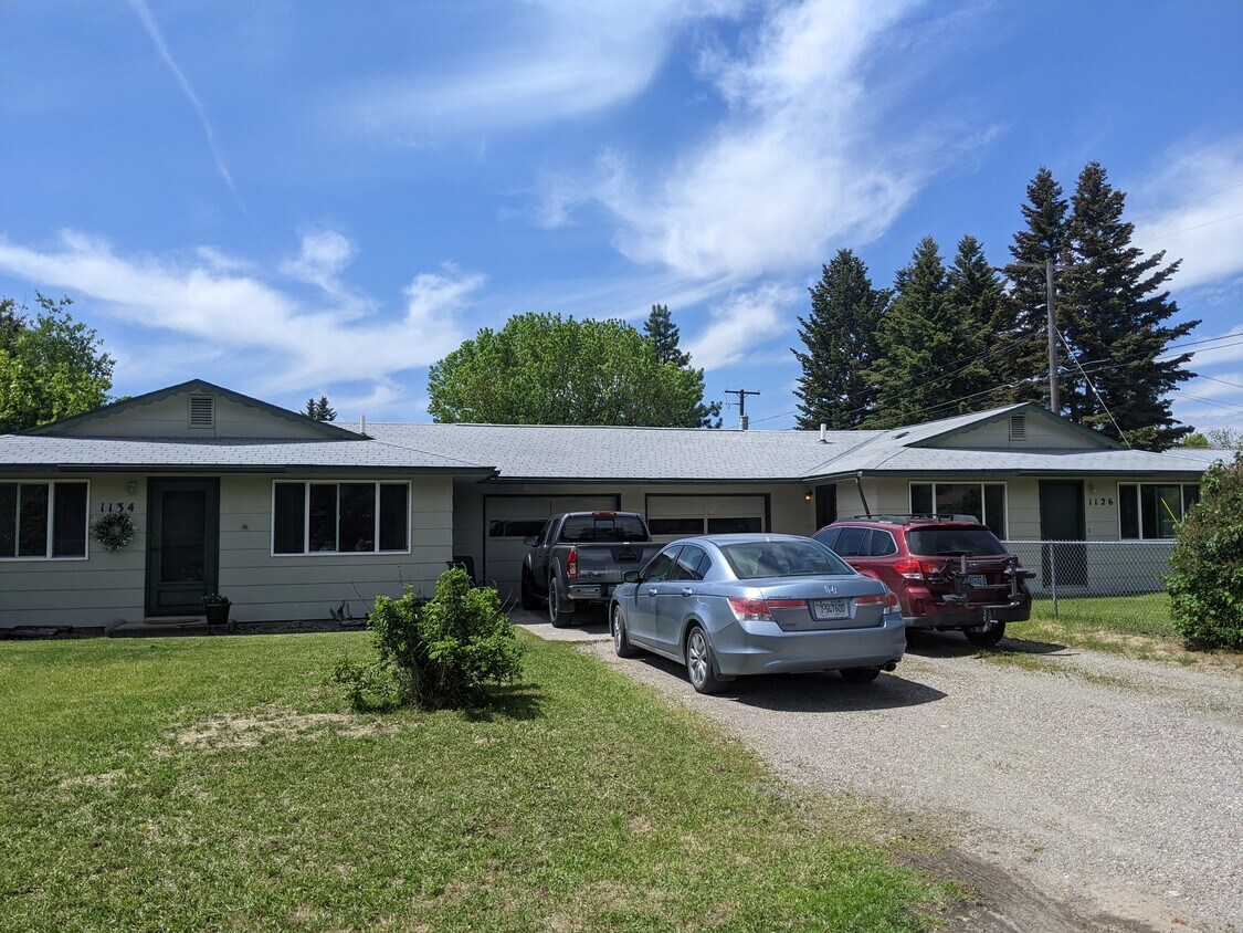 Building Photo - 1134 9th Ave W