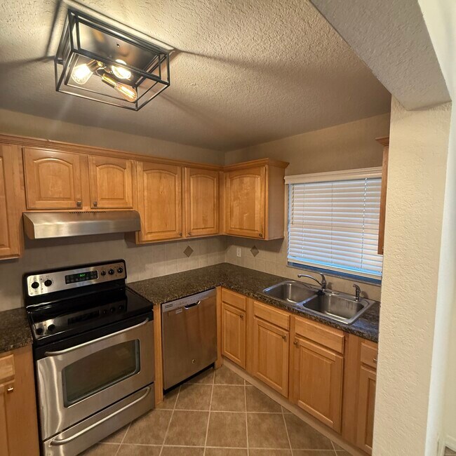Building Photo - 6150 Gulfport Blvd S