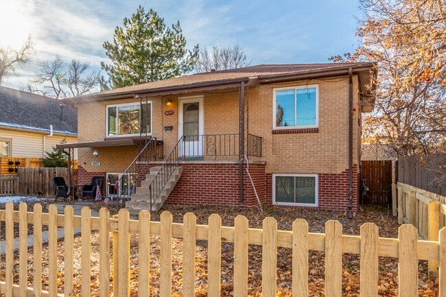 Building Photo - 3035 S Bannock St