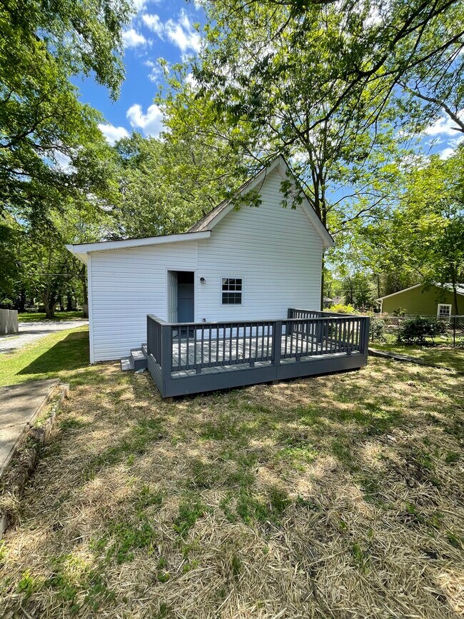 Foto del edificio - 5407 Virginia Ave