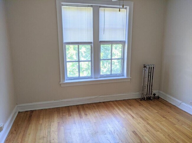 Foto del edificio - 1 bedroom in Evanston IL 60202