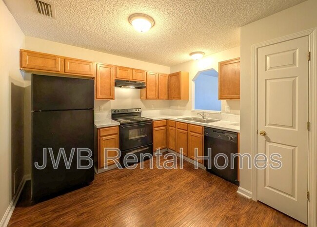 Foto del edificio - 8432 McGirts Village Ln