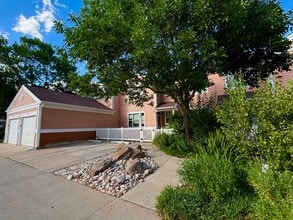 Building Photo - 2115 Grays Peak Dr