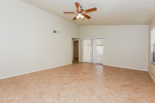 Building Photo - 4544 E Garnet Ave