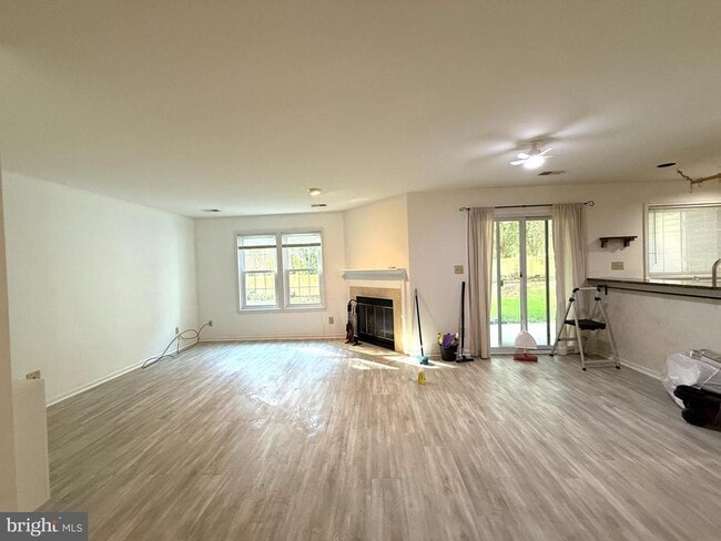 Foto del edificio - 12956 Grays Pointe Rd