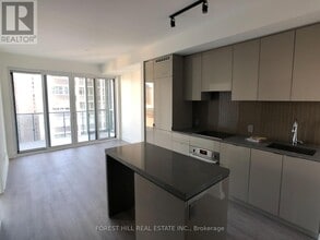 Building Photo - 7 Grenville St